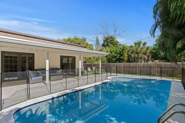 $6,500 | 486 Northwest 1st Street, Boca Raton, FL 33432