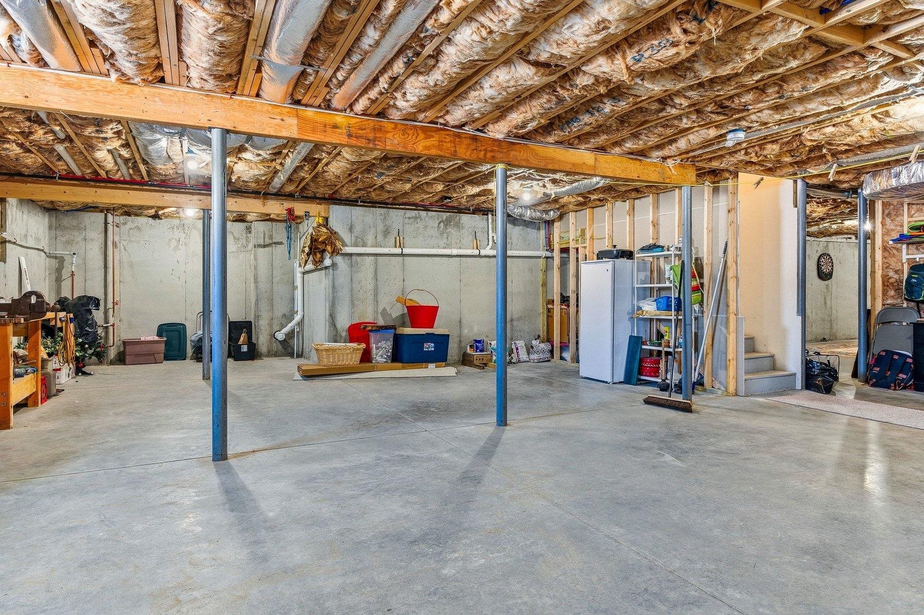 8 Thistle Way Exeter, NH 03833 - Photo 37 of 50