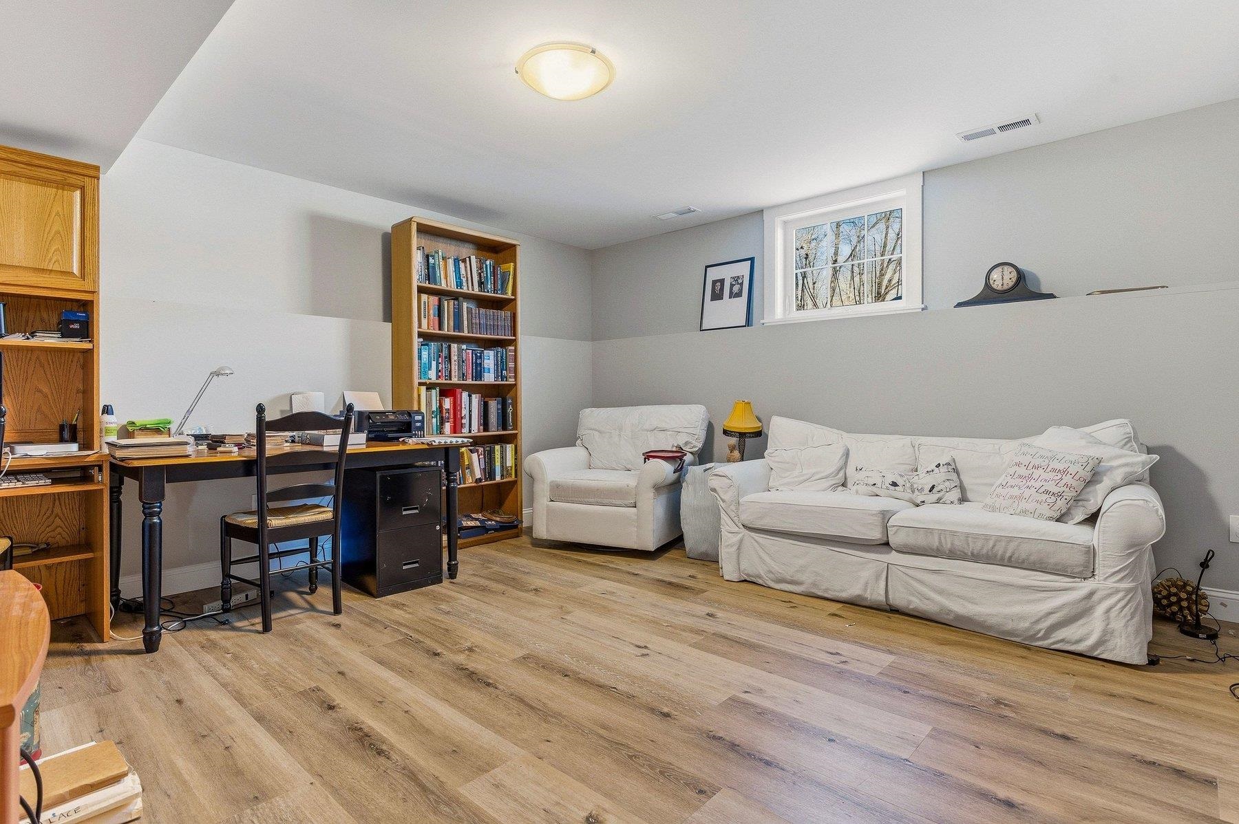 8 Thistle Way Exeter, NH 03833 - Photo 40 of 50