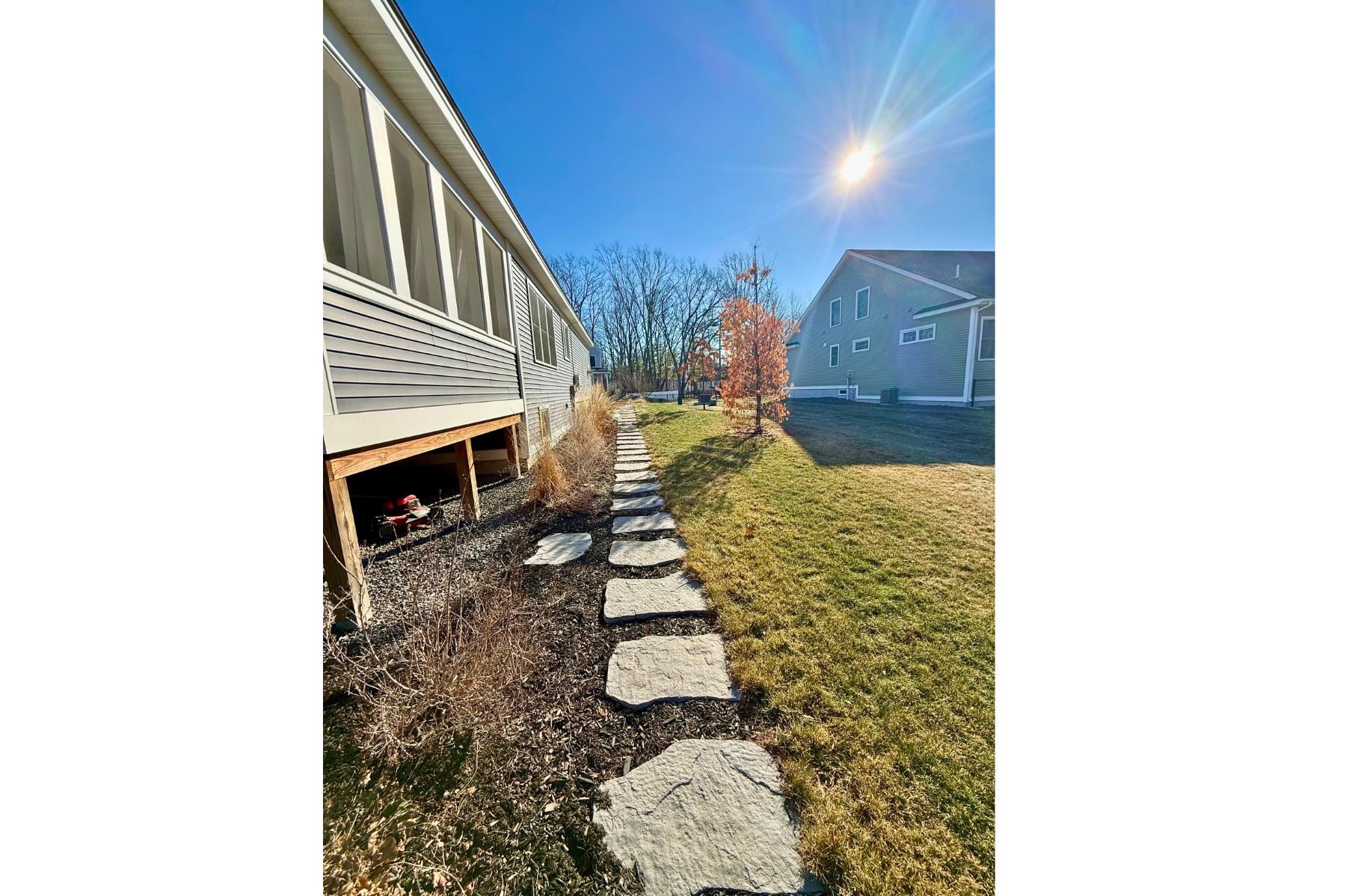 8 Thistle Way Exeter, NH 03833 - Photo 49 of 50