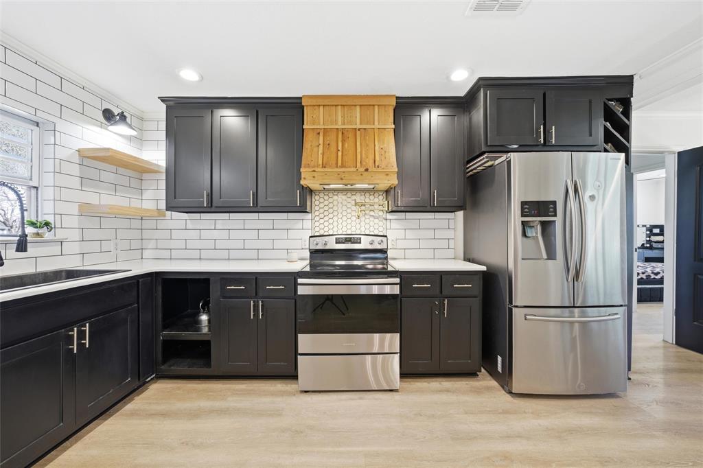 1901 North 7th Street Waco, TX 76708 - Photo 7 of 14