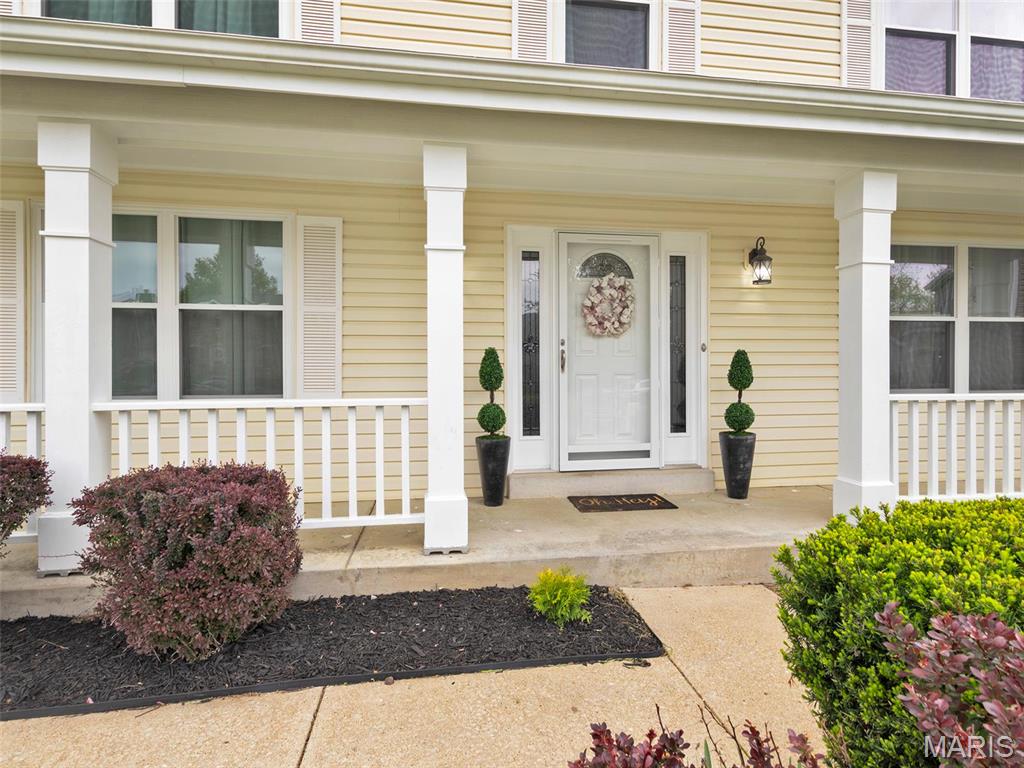 137 Inglenook Court St. Charles, MO 63304 - Photo 2 of 25