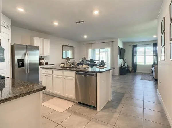 $2,000 | 507 Autumn Stream Drive, Auburndale, FL 33823