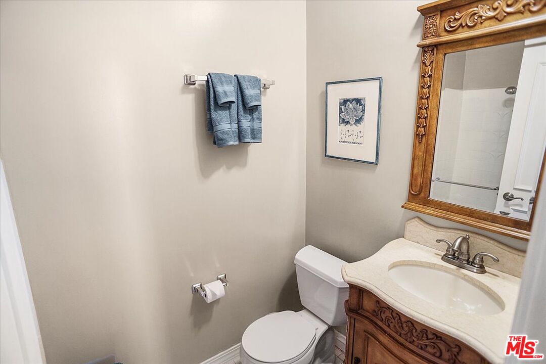 2345 Roscomare Road, Unit 405 Los Angeles, CA 90077 - Photo 14 of 17 Gallery Image 14