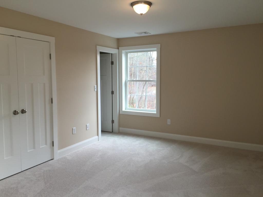35 A Wilson Road Kittery, ME 03904 - Photo 13 of 31 Gallery Image 13