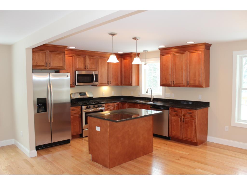 35 A Wilson Road Kittery, ME 03904 - Photo 6 of 31 Gallery Image 6