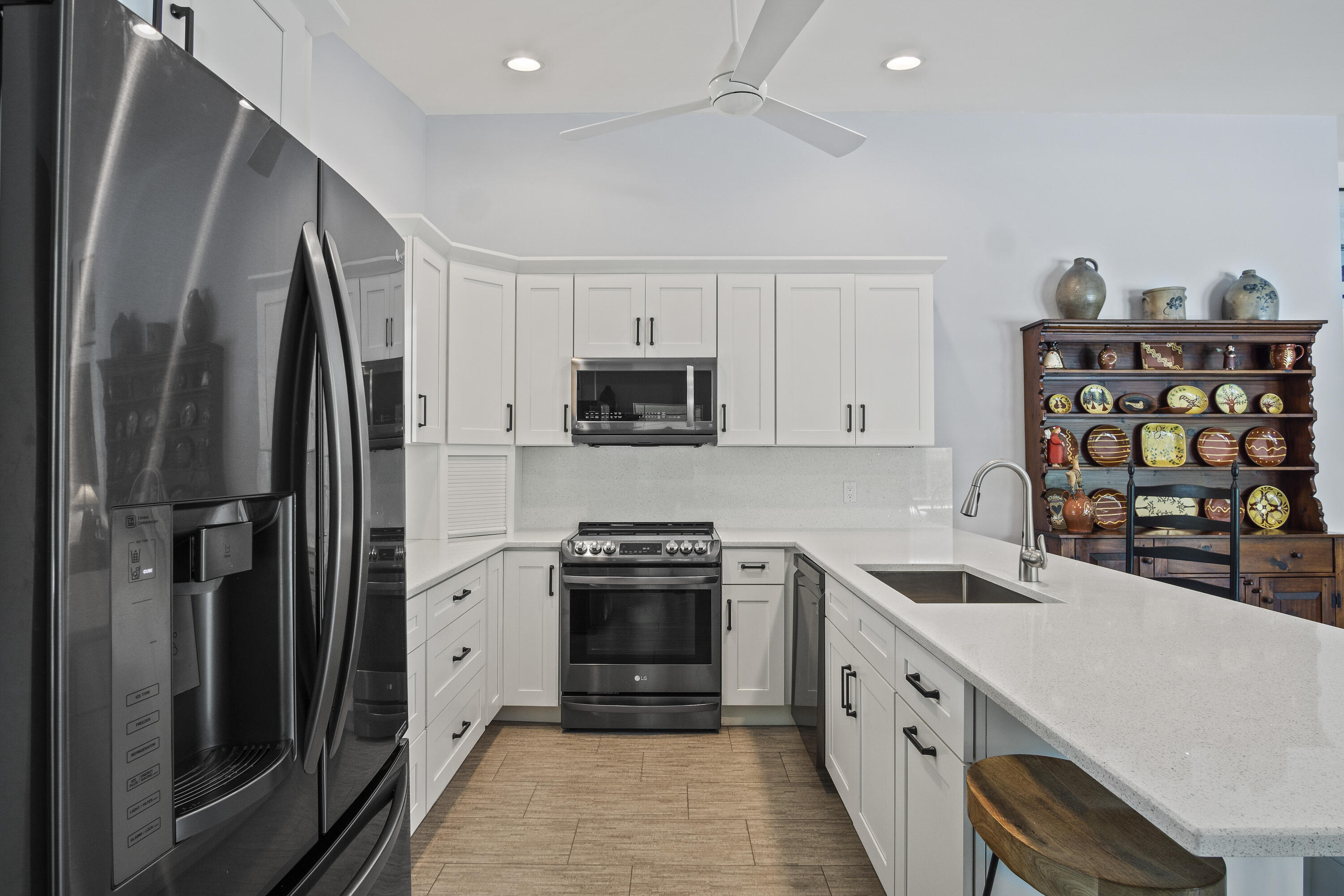 920 Krueger Parkway Stuart, FL 34996 - Photo 8 of 59 Kitchen