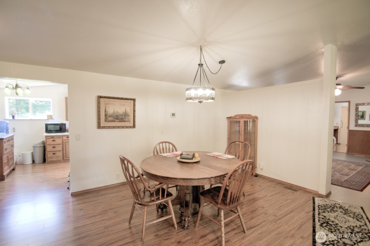 8316 176th Avenue Southwest Rochester, WA 98579 - Photo 7 of 33
