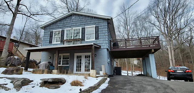 $292,000 | 1093 Porter Drive, Bushkill, PA 18324