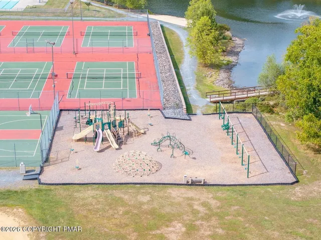 $292,000 | 1093 Porter Drive, Bushkill, PA 18324