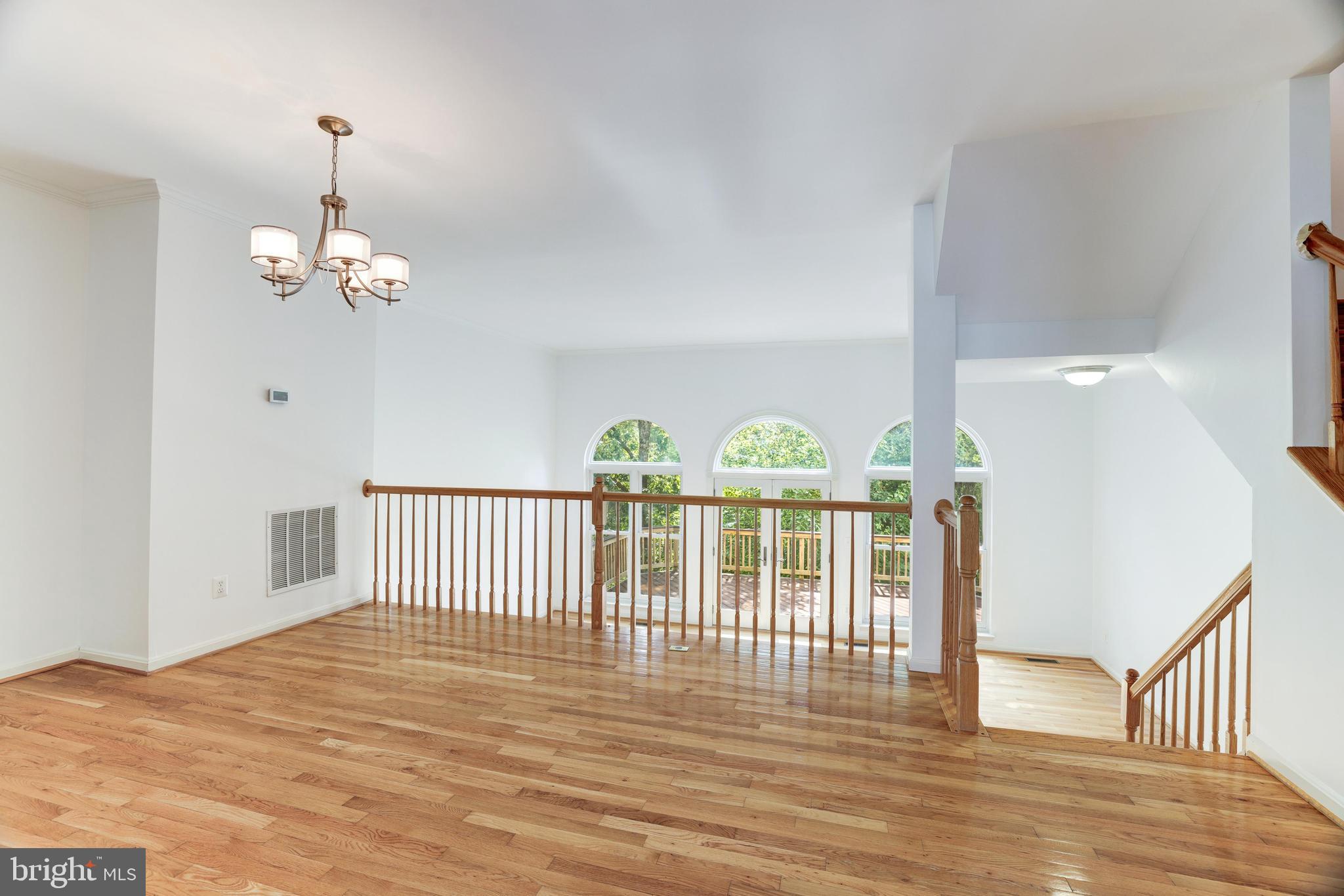 26105 Nimbleton Square Chantilly, VA 20152 - Photo 12 of 55