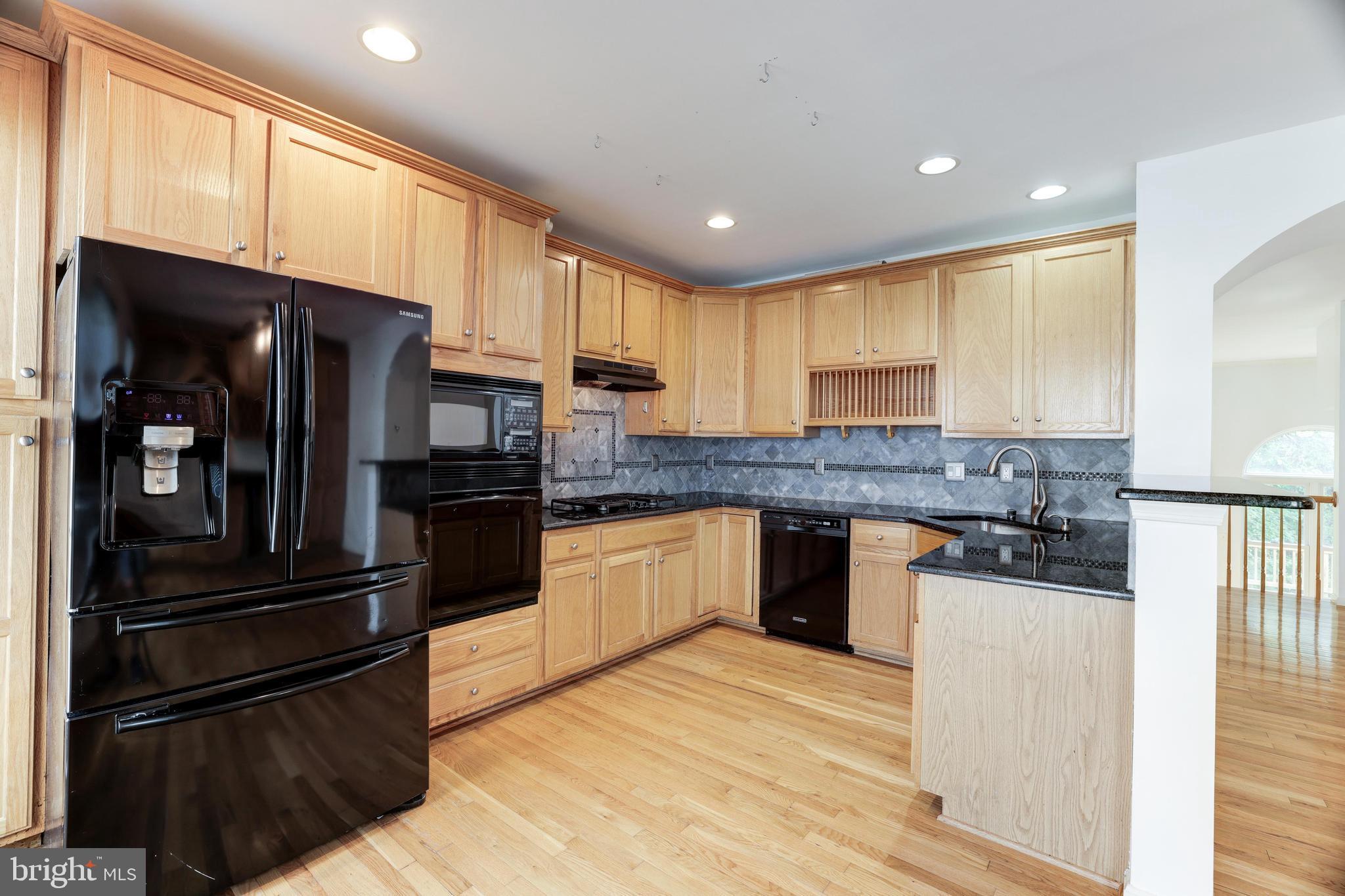 26105 Nimbleton Square Chantilly, VA 20152 - Photo 17 of 55