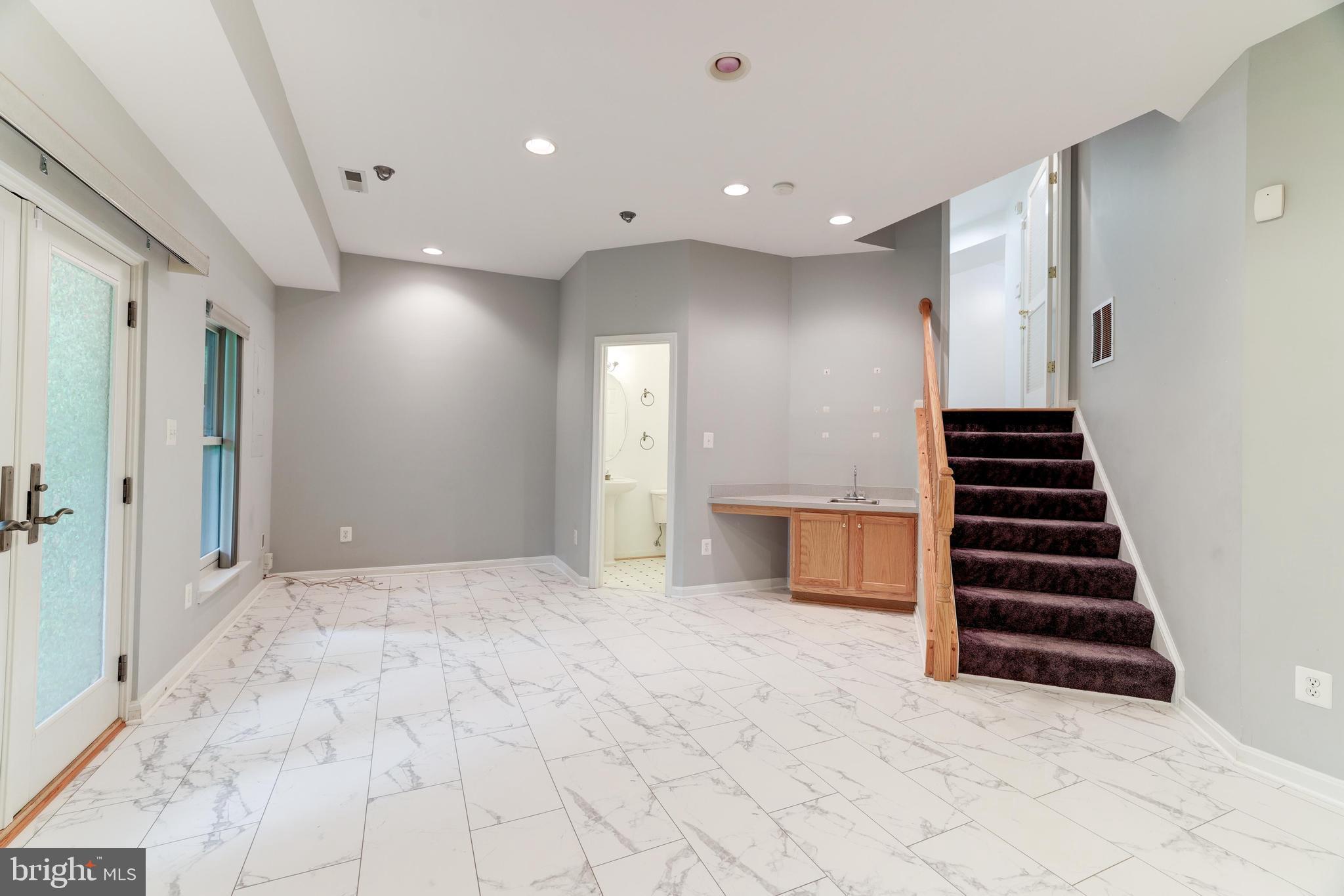 26105 Nimbleton Square Chantilly, VA 20152 - Photo 38 of 55