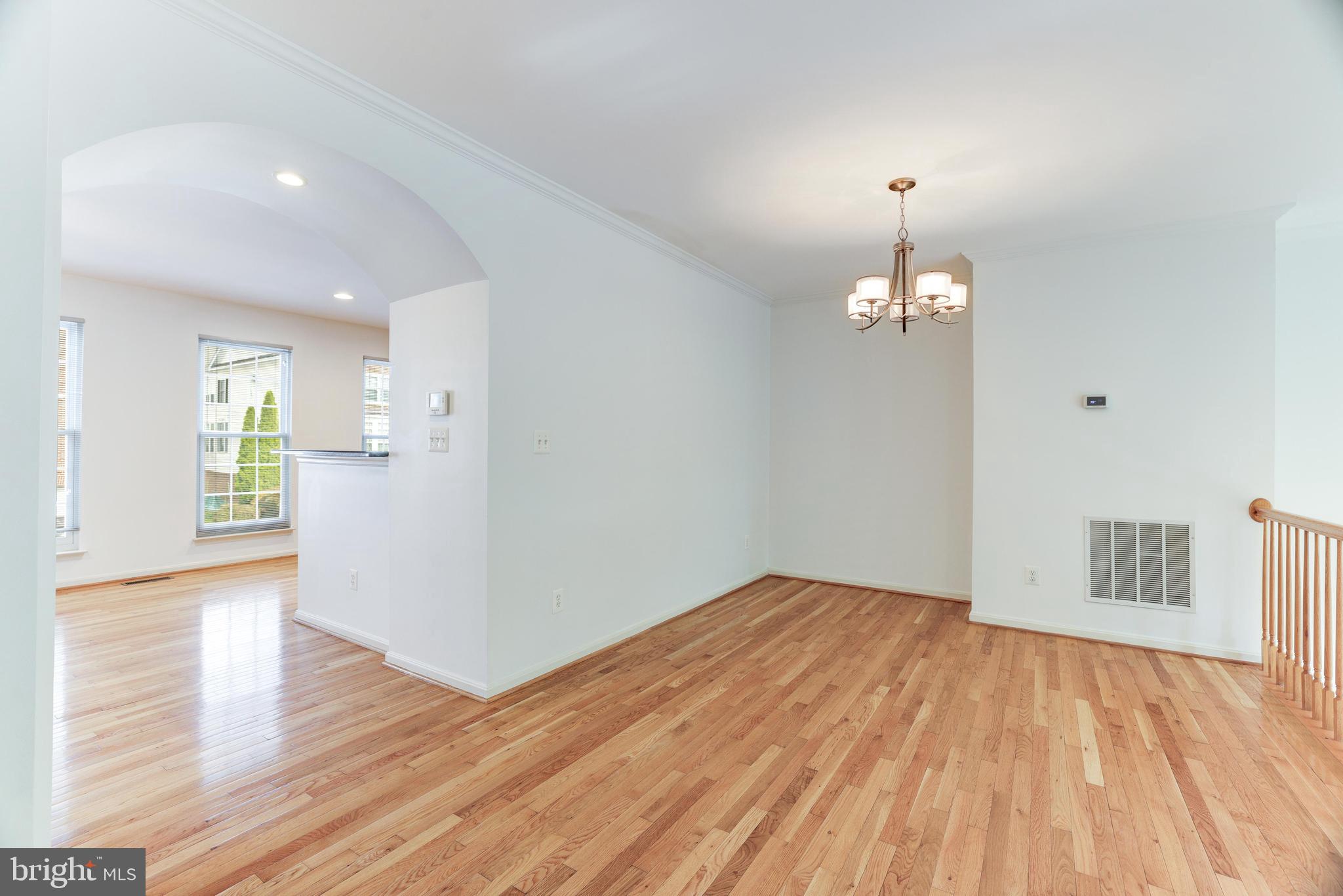 26105 Nimbleton Square Chantilly, VA 20152 - Photo 9 of 55