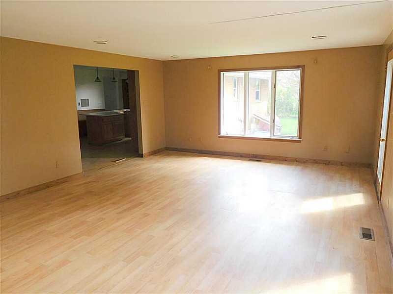 6295 Old Columbus Road Springfield, OH 45502 - Photo 7 of 22