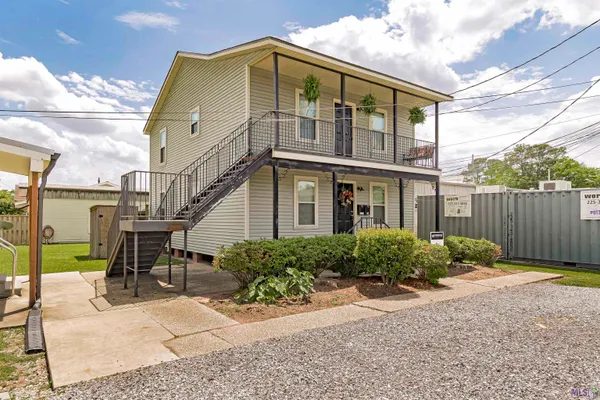 $900 | 549 California Avenue, Port Allen, LA 70767
