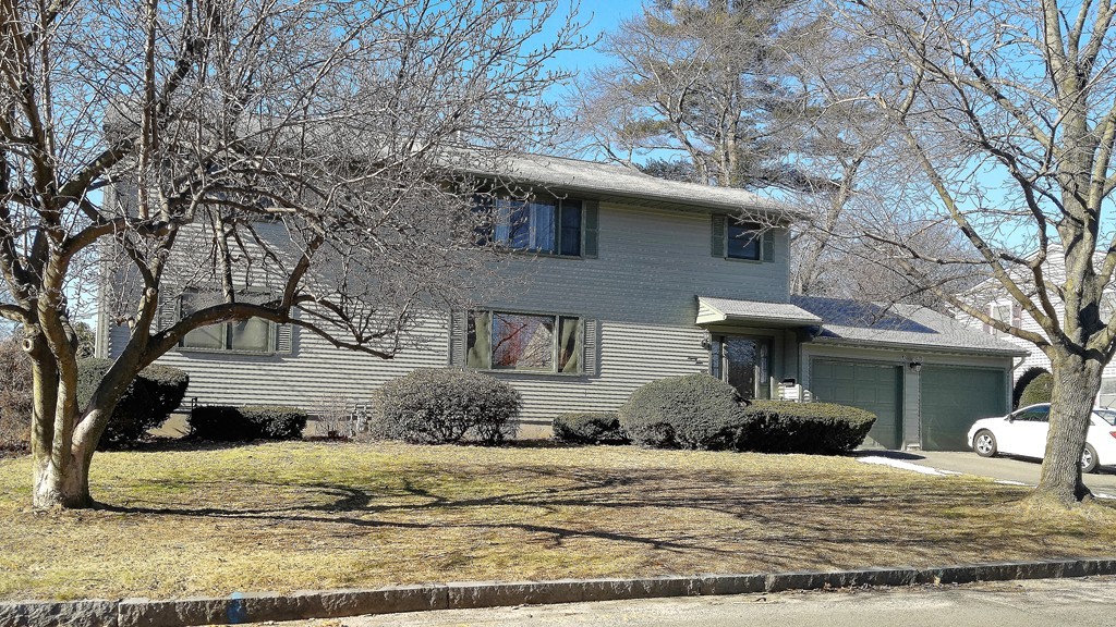 94 Granby Street Springfield, MA 01108 - Photo 1 of 13 Gallery Image 1