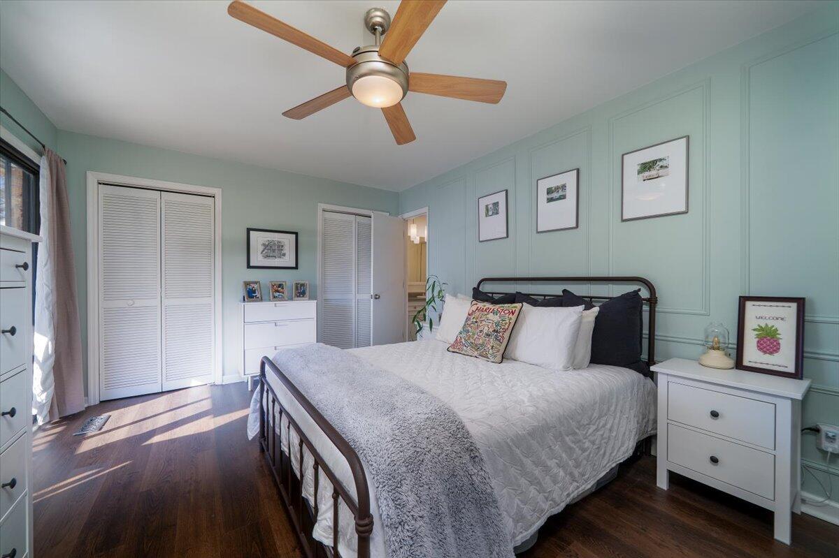 958 Fowler Court Mount Pleasant, SC 29464 - Photo 20 of 33 Primary Bedroom