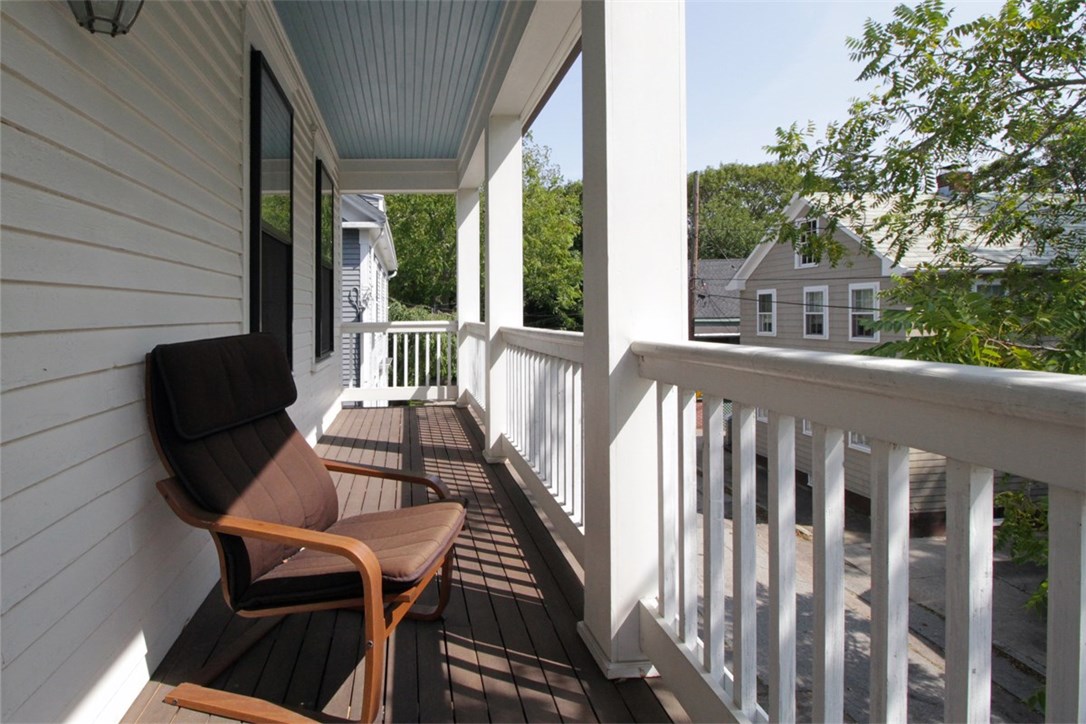19 Walnut Street Newport, RI 02840 - Photo 15 of 34