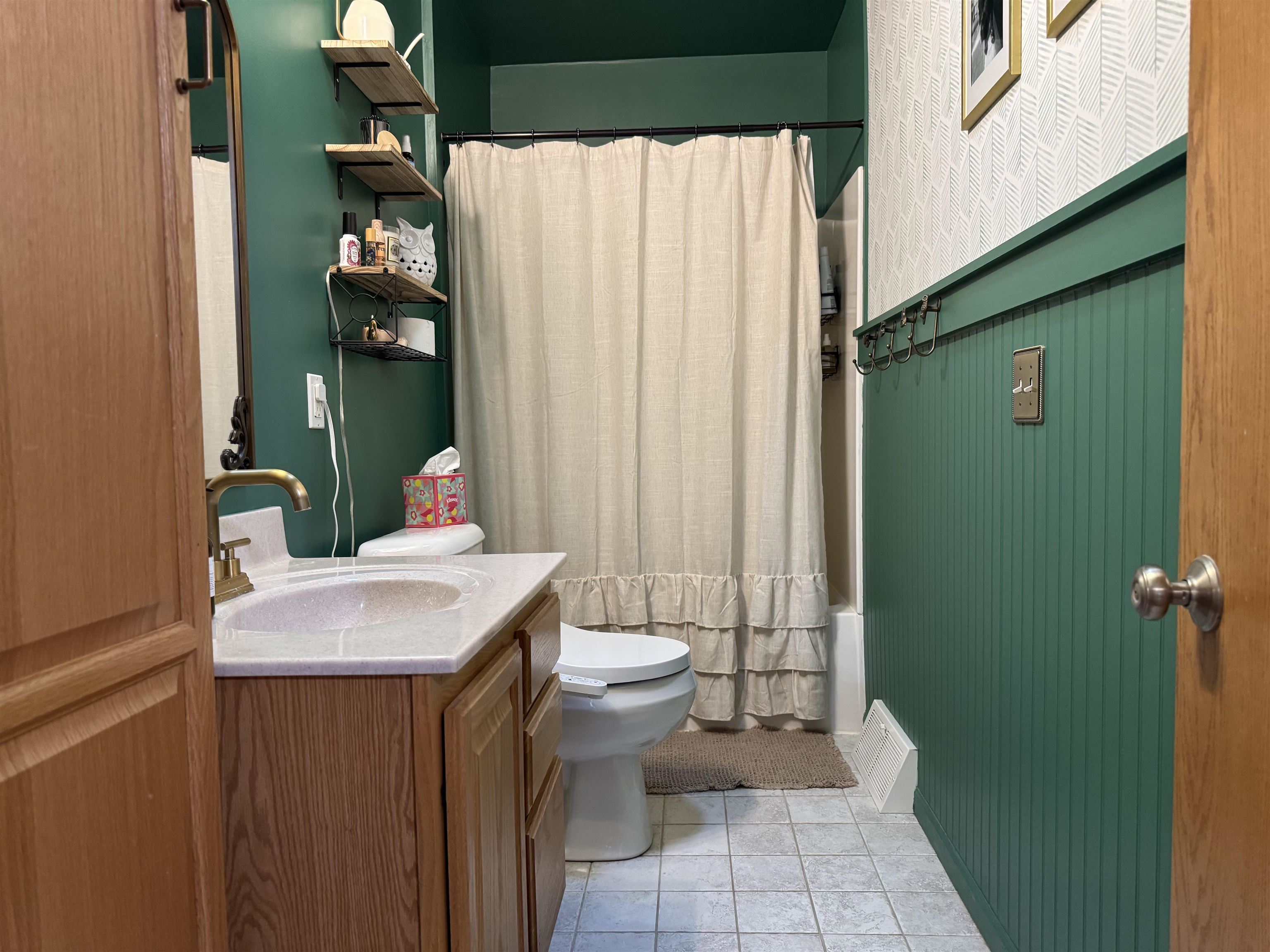 359 6th Street Prairie du Sac, WI 53578 - Photo 15 of 25