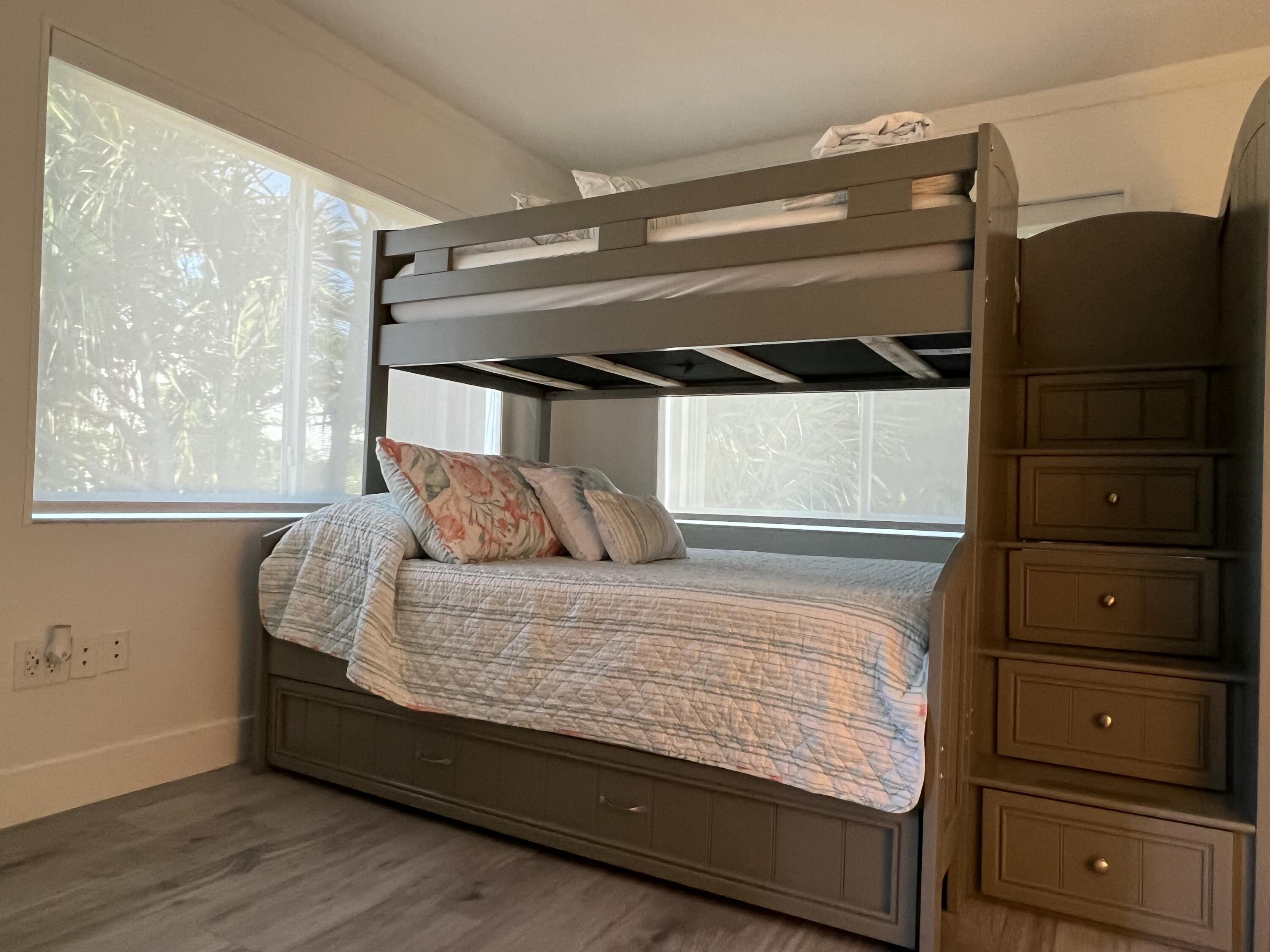 565 95th Street Marathon, FL 33050 - Photo 11 of 15 2nd Guest Bedroom