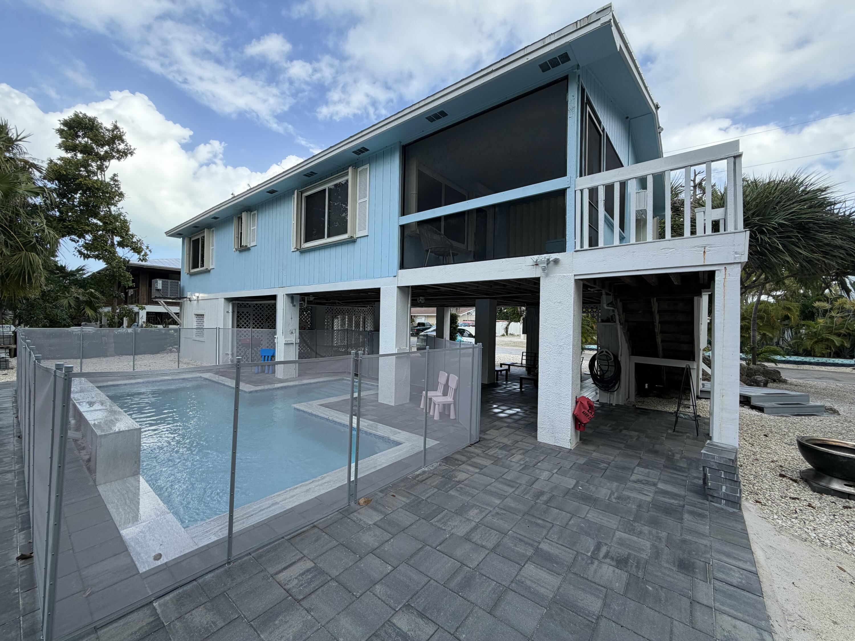 565 95th Street Marathon, FL 33050 - Photo 14 of 15 Back of House