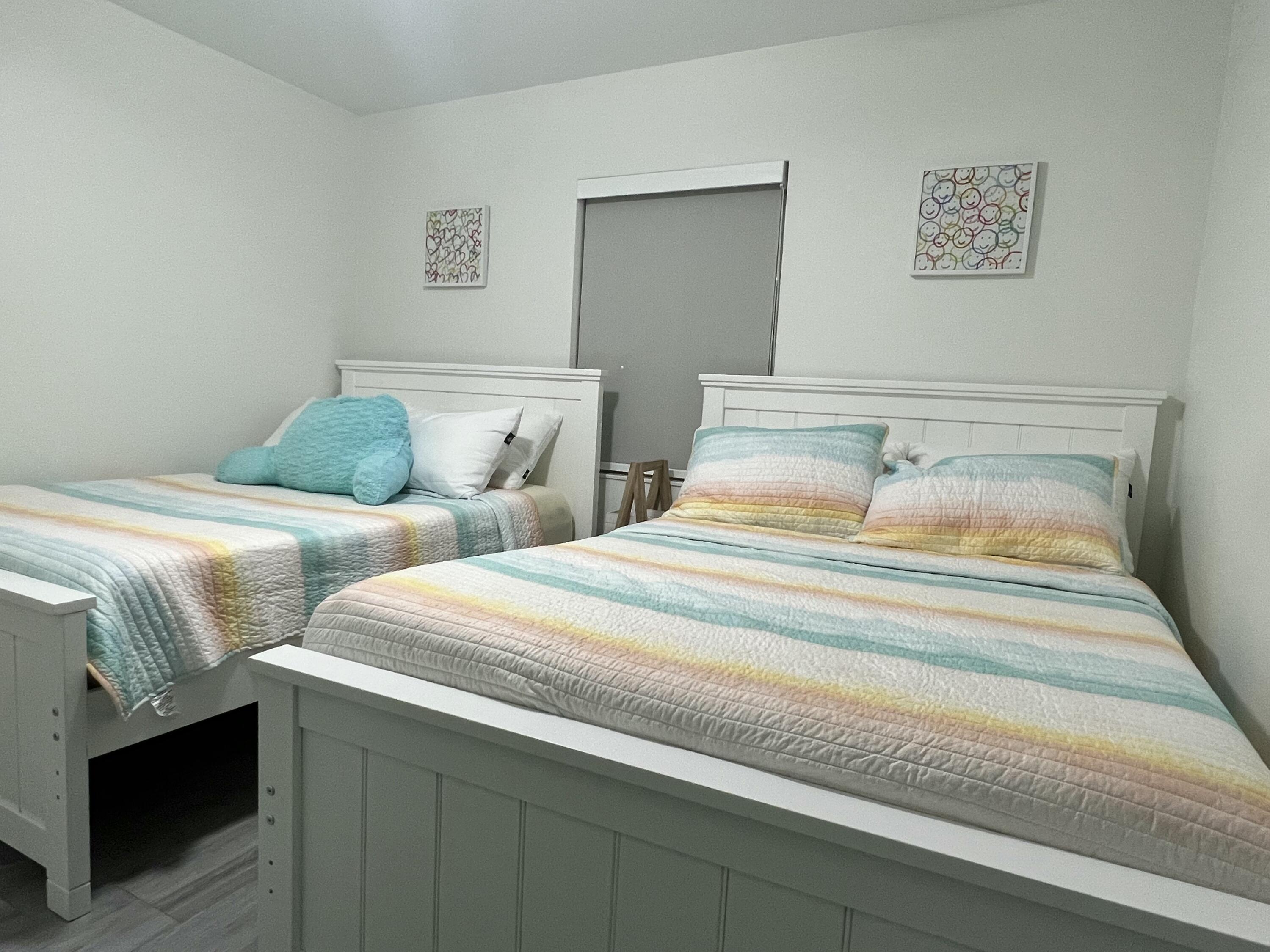 565 95th Street Marathon, FL 33050 - Photo 10 of 15 Guest Bedroom