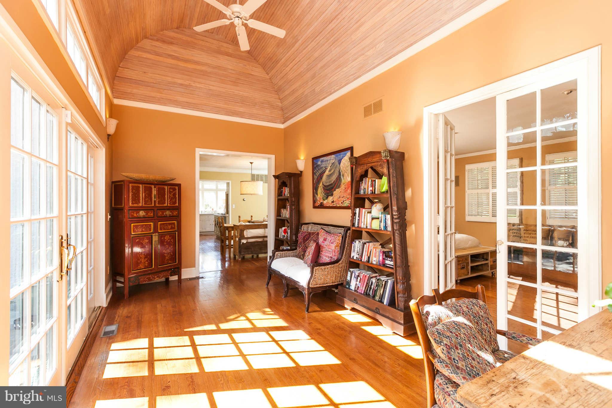 1710 Ruxton Road Towson, MD 21204 - Photo 15 of 30 Interior (General)