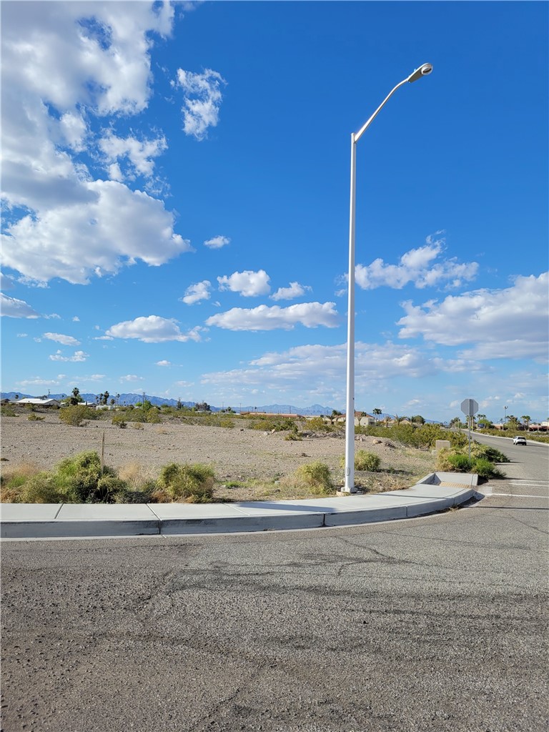 10 Bailey Avenue Needles, CA 92363 - Photo 2 of 4 a view of a road with an ocean beach