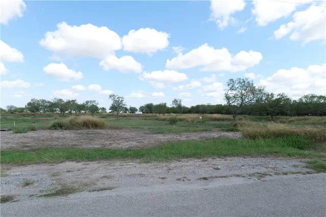 $76,900 | 5960 Sweet Water Road, Robstown, TX 78380