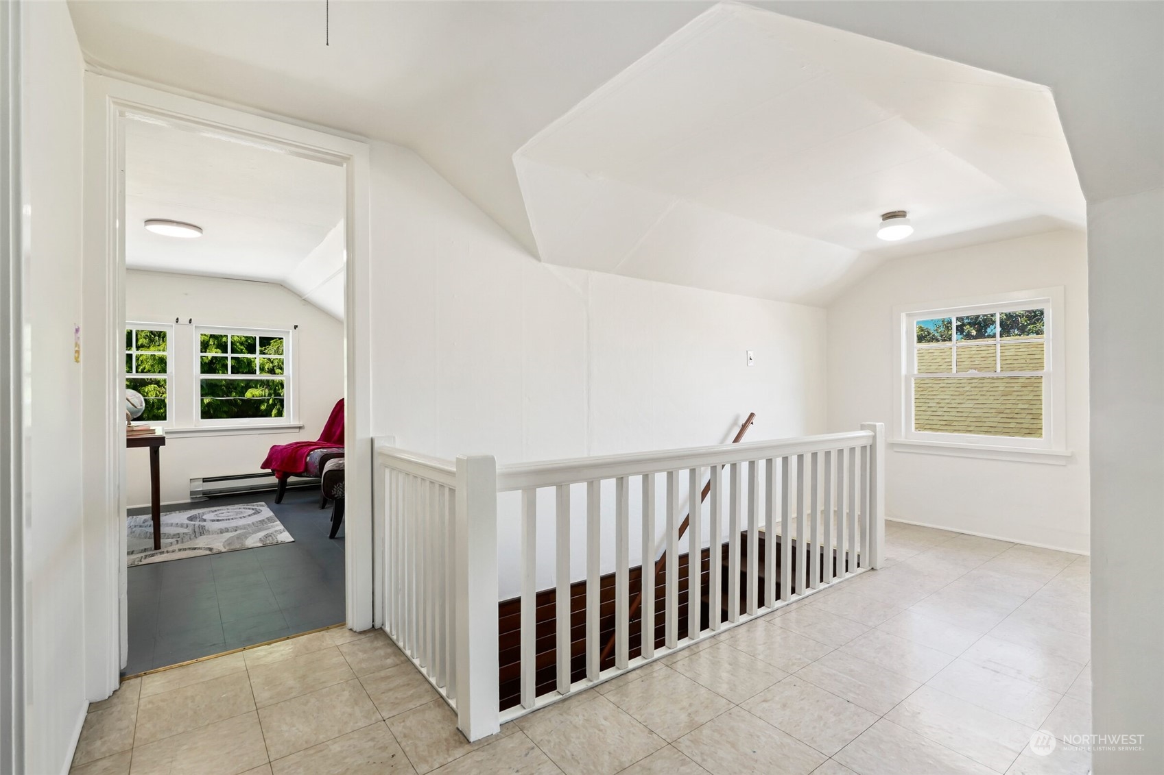 221 Wells Avenue North Renton, WA 98057 - Photo 15 of 28