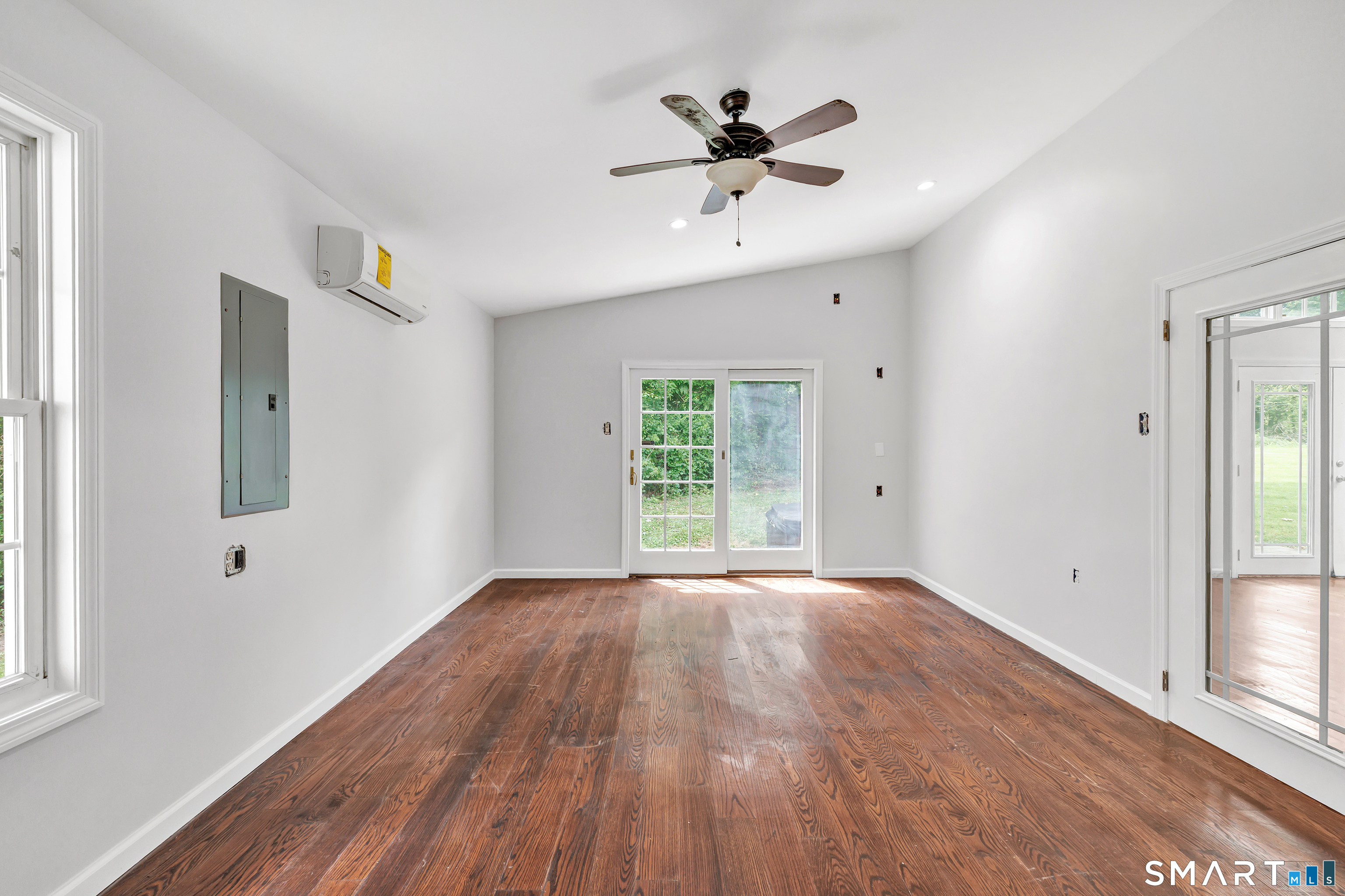 17 Woodlawn Road Monroe, CT 06468 - Photo 25 of 37
