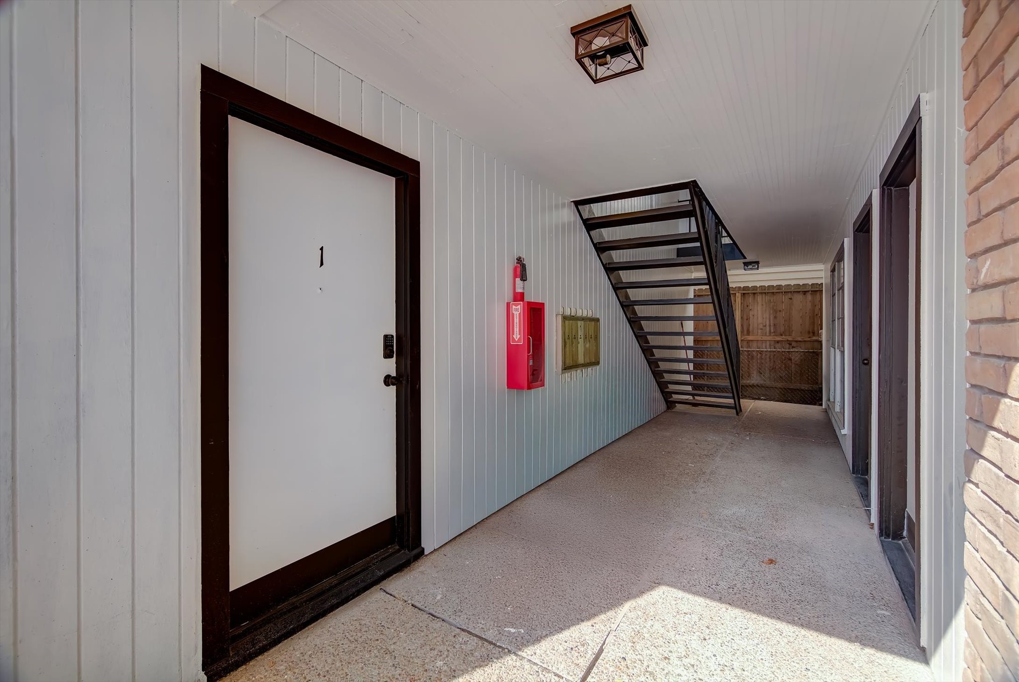 1915 McDuffie Street, Unit 1 Houston, TX 77019 - Photo 15 of 24