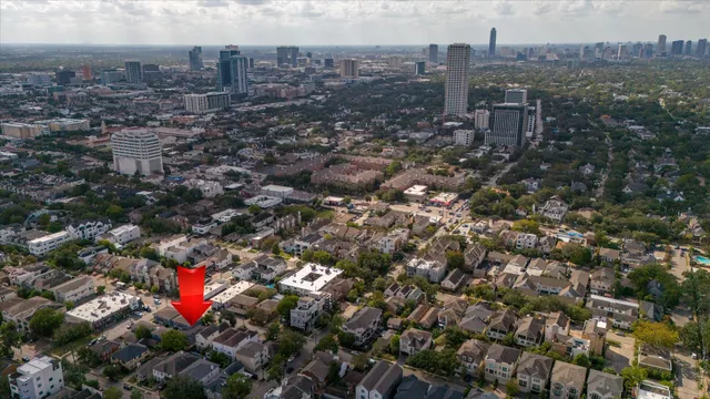 $1,300 | 1915 McDuffie Street, Unit 1, Houston, TX 77019