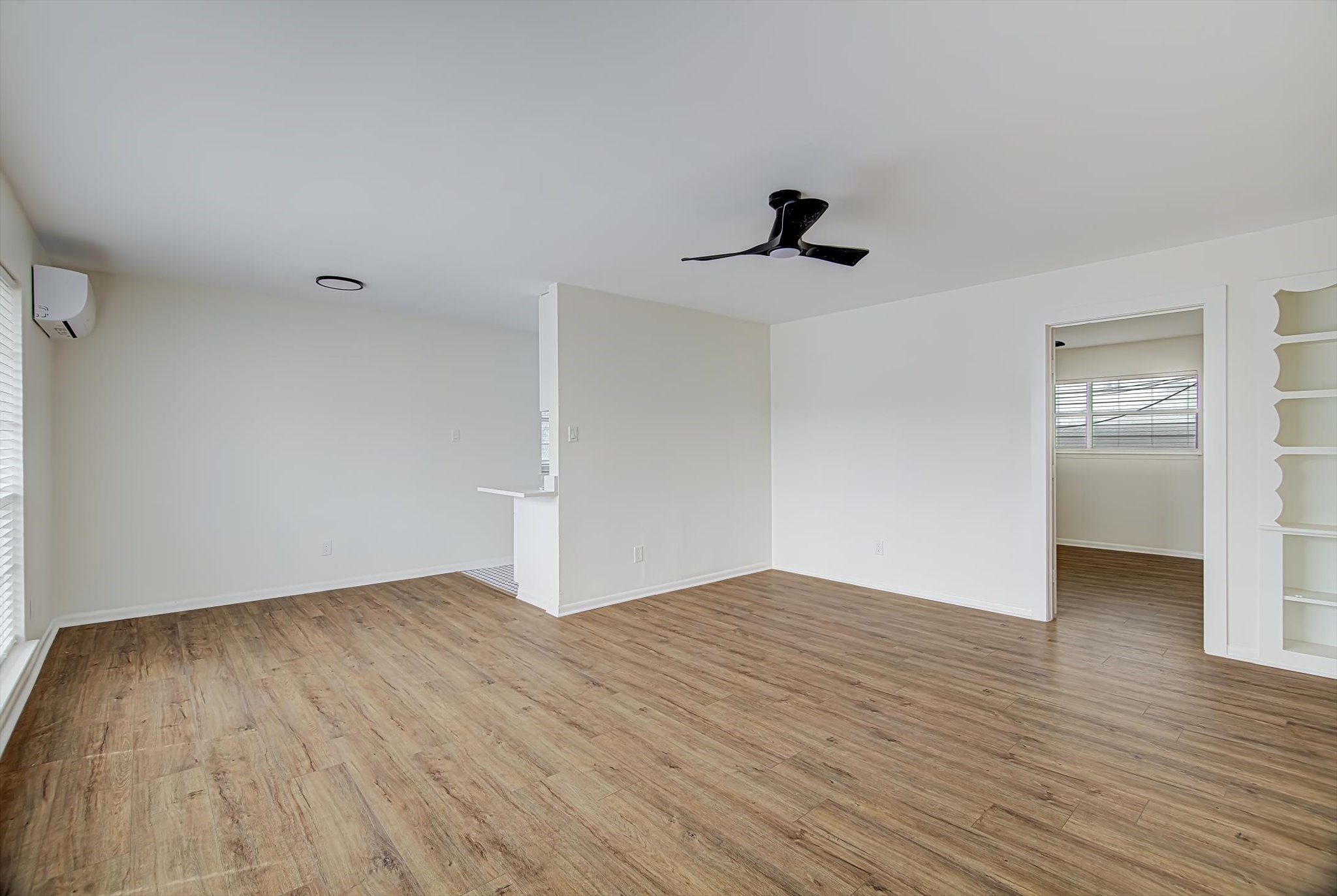 1915 McDuffie Street, Unit 1 Houston, TX 77019 - Photo 7 of 24