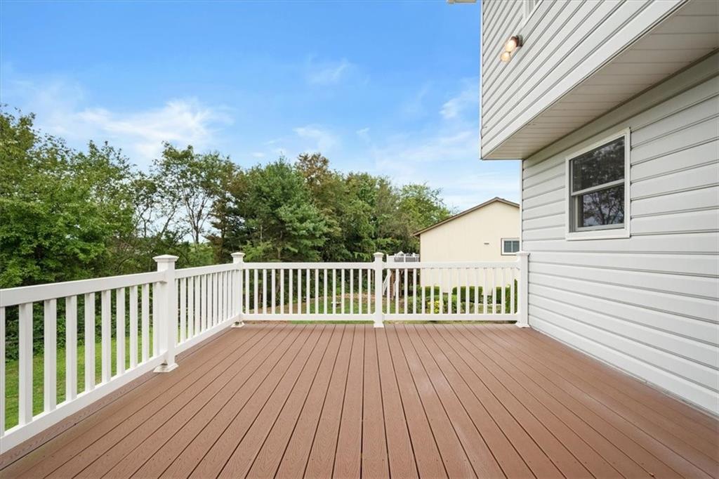 5030 Julia Lane McKees Rocks, PA 15136 - Photo 8 of 37 Gallery Image 8