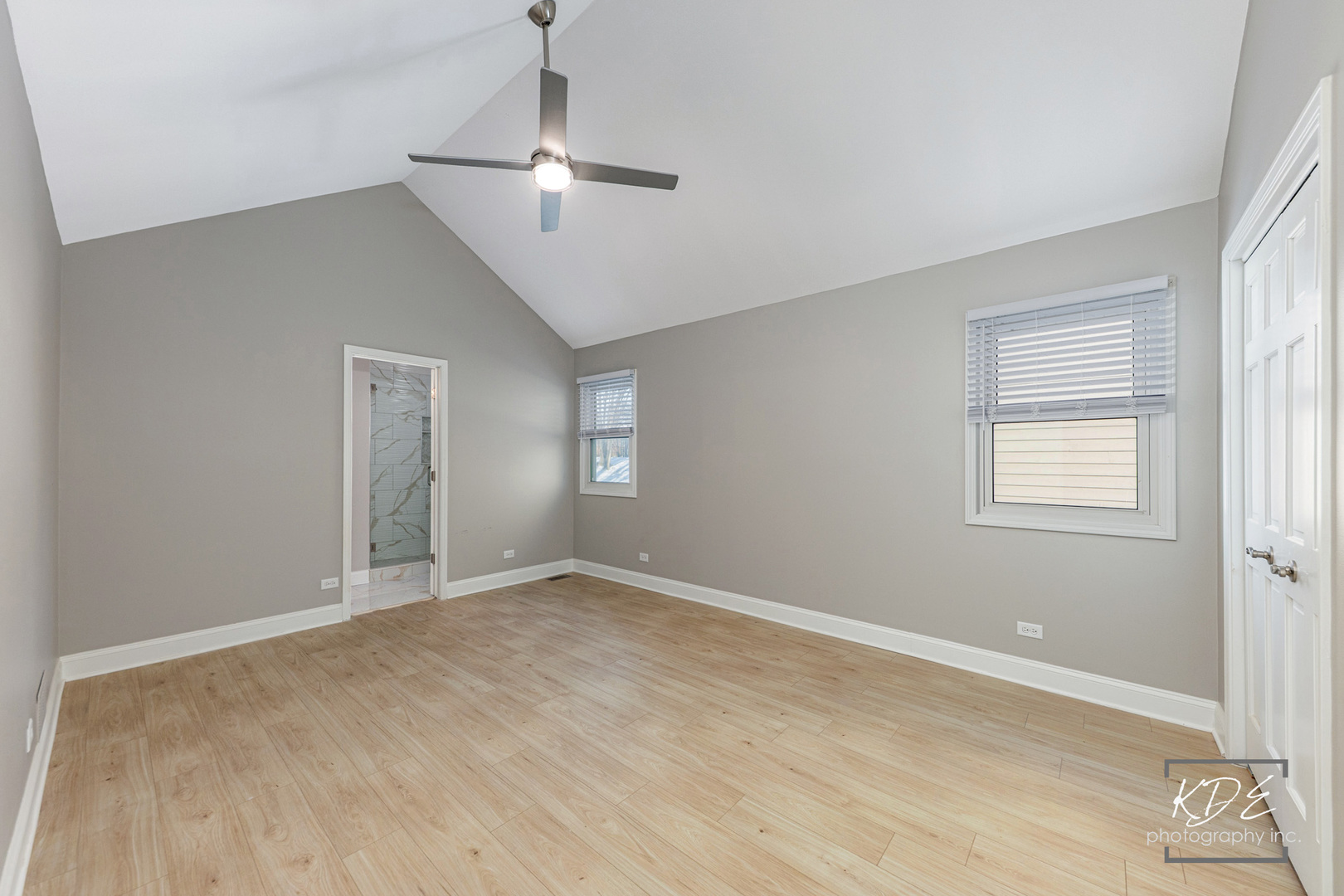 3027 Brossman Street Naperville, IL 60564 - Photo 18 of 42 a view of an empty room with a window