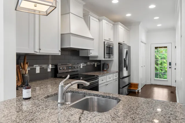 $699,900 | 1684 Westover Lane, Chattanooga, TN 37405