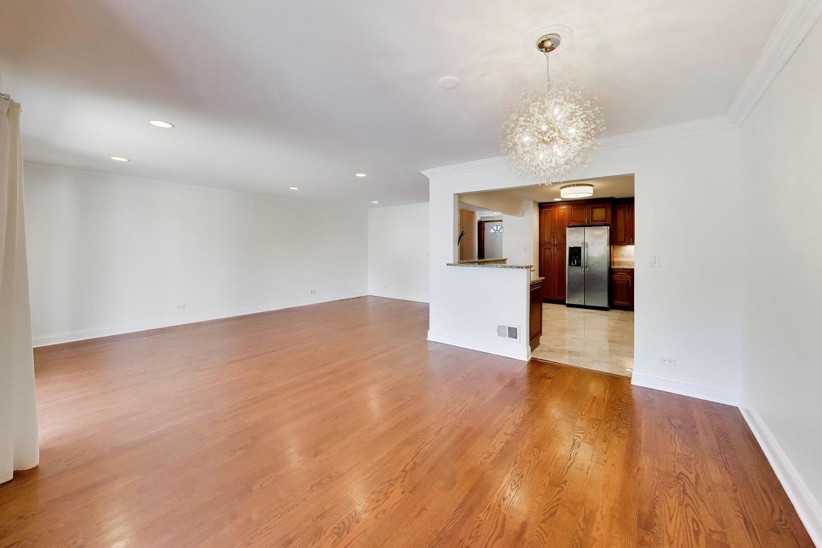520 Hummingbird Lane Deerfield, IL 60015 - Photo 7 of 42