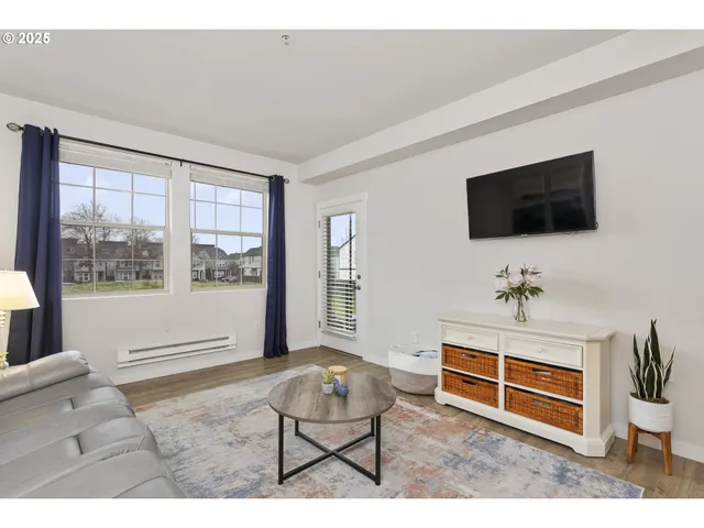 $325,000 | 11715 Southwest Valencia Lane, Unit 202, Wilsonville, OR 97070