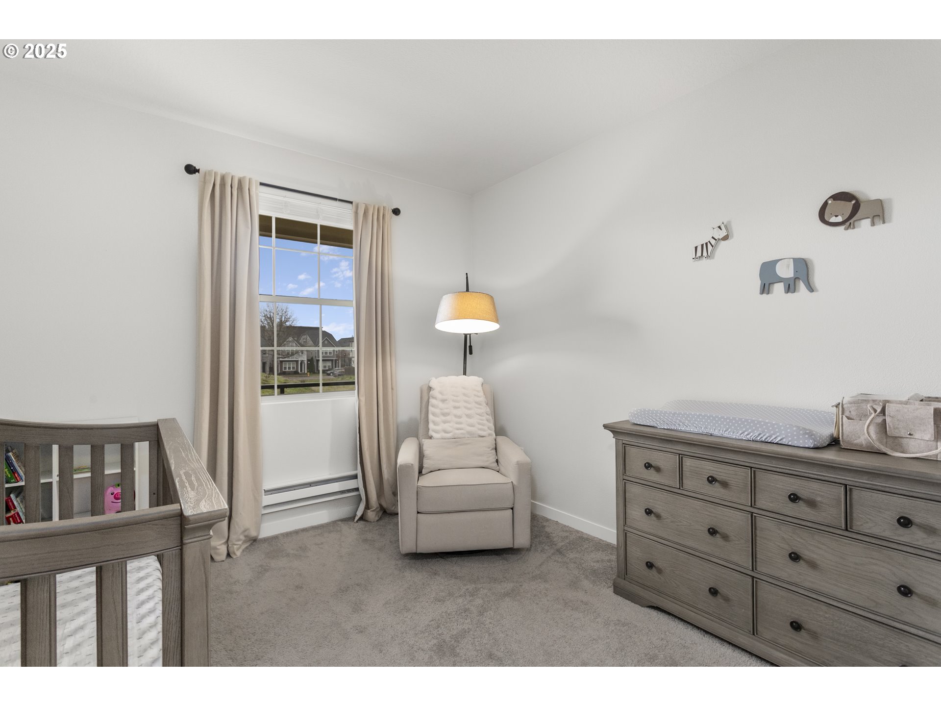 11715 Southwest Valencia Lane, Unit 202 Wilsonville, OR 97070 - Photo 27 of 40 Owner's Suite Bathroom