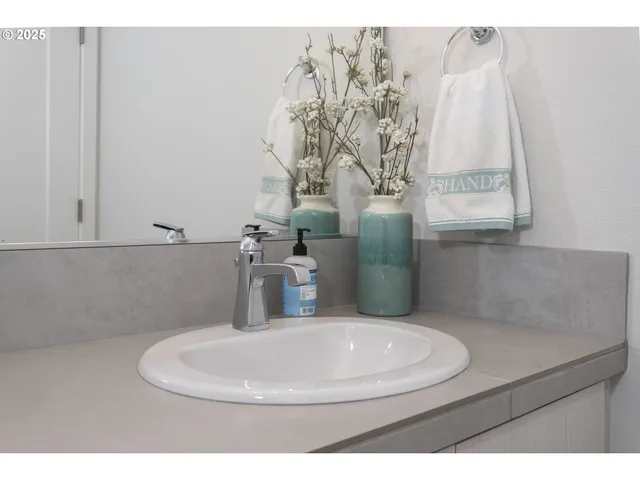 $325,000 | 11715 Southwest Valencia Lane, Unit 202, Wilsonville, OR 97070