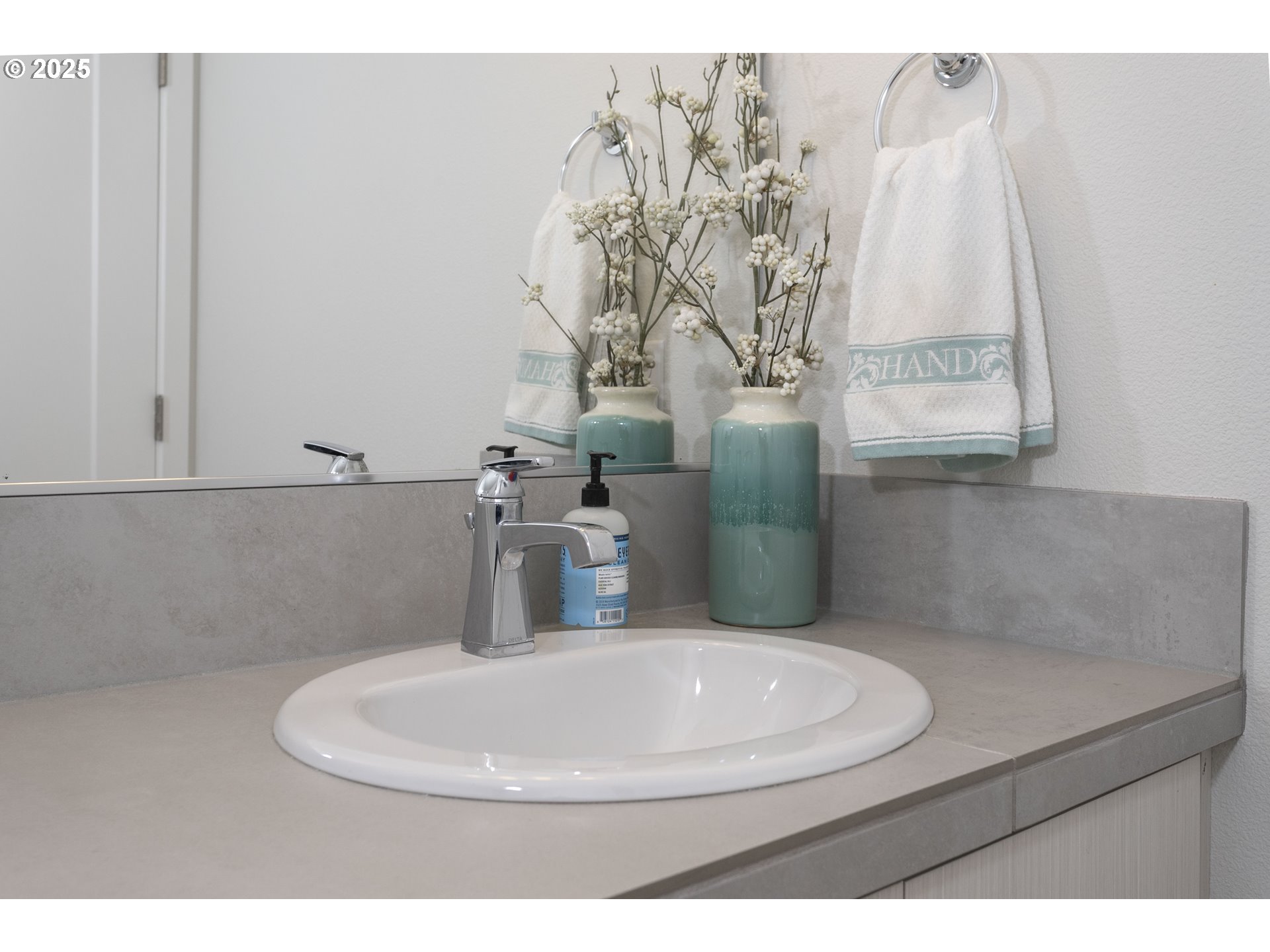 11715 Southwest Valencia Lane, Unit 202 Wilsonville, OR 97070 - Photo 31 of 40 Bathroom