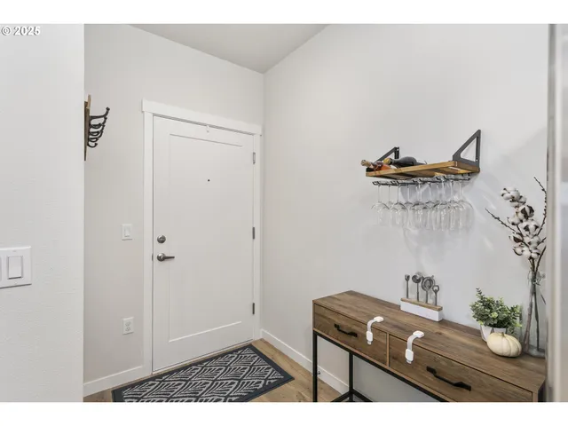 $325,000 | 11715 Southwest Valencia Lane, Unit 202, Wilsonville, OR 97070