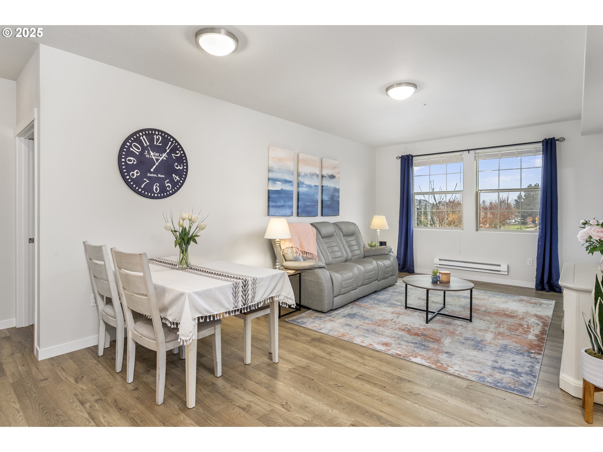 11715 Southwest Valencia Lane, Unit 202 Wilsonville, OR 97070 - Photo 10 of 40 Dining Area