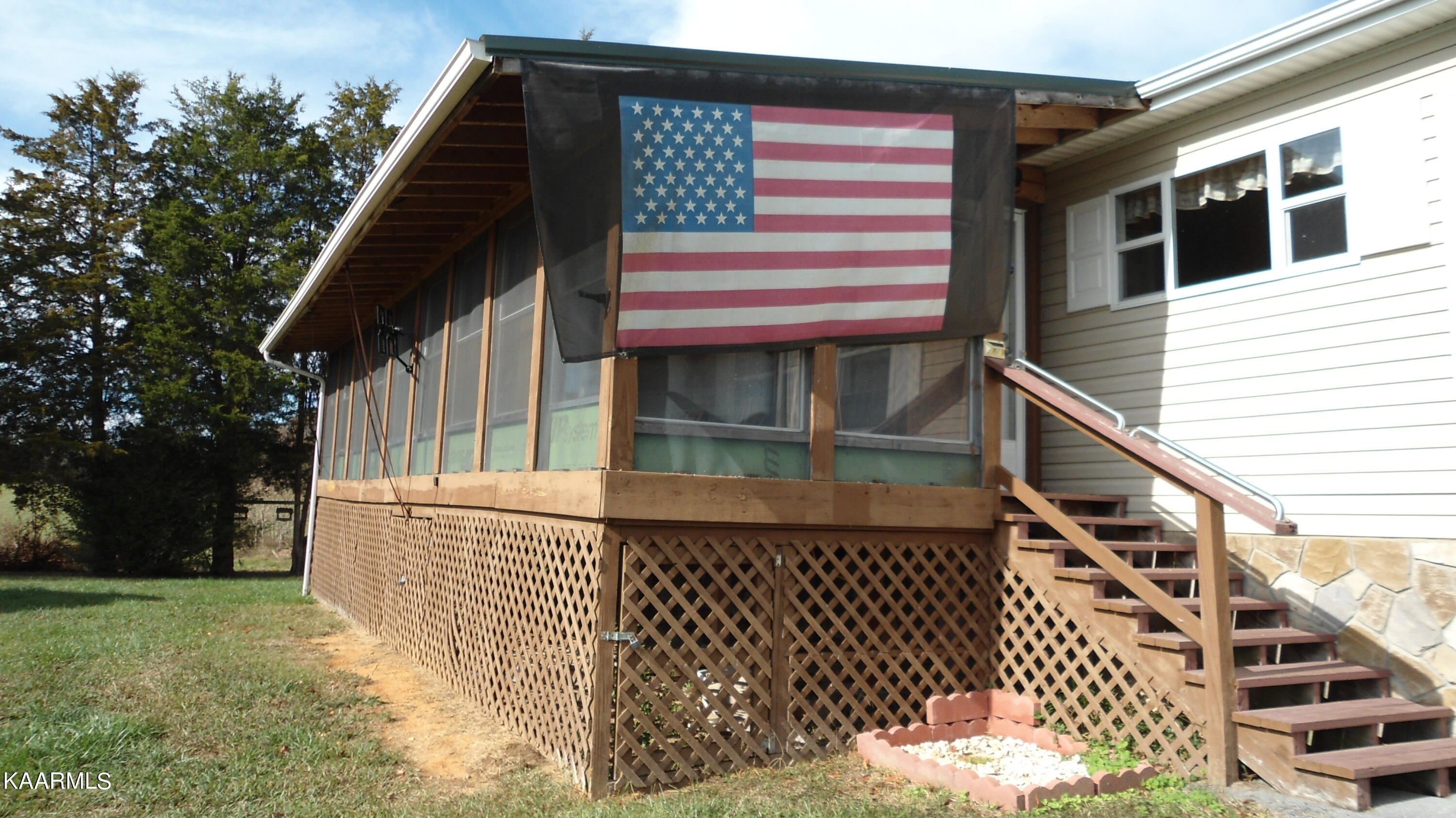 1475 Squire Fox Road Dandridge, TN 37725 - Photo 8 of 24 DSC00559