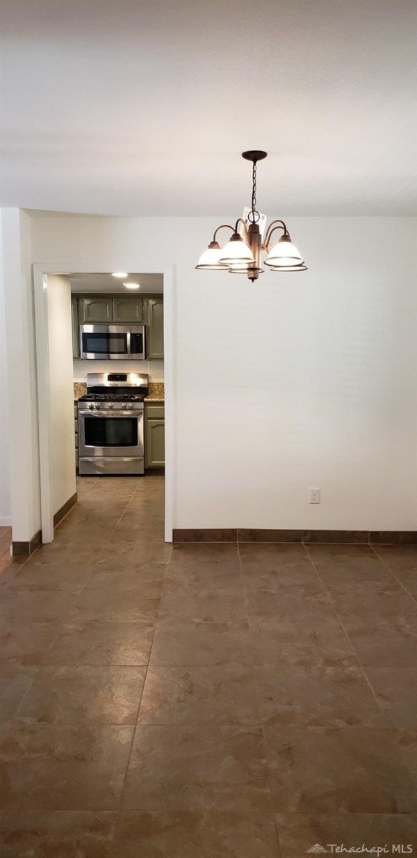 26105 Bear Valley Road Tehachapi, CA 93561 - Photo 23 of 61 Gallery Image 23