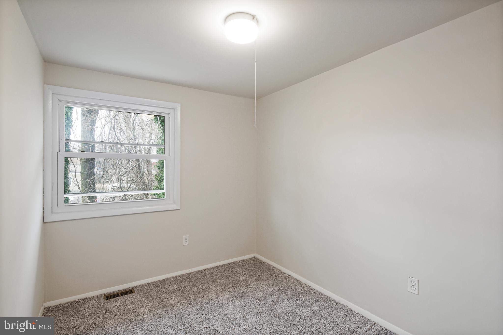 140 Shellcove Road Pasadena, MD 21122 - Photo 23 of 30 Gallery Image 23