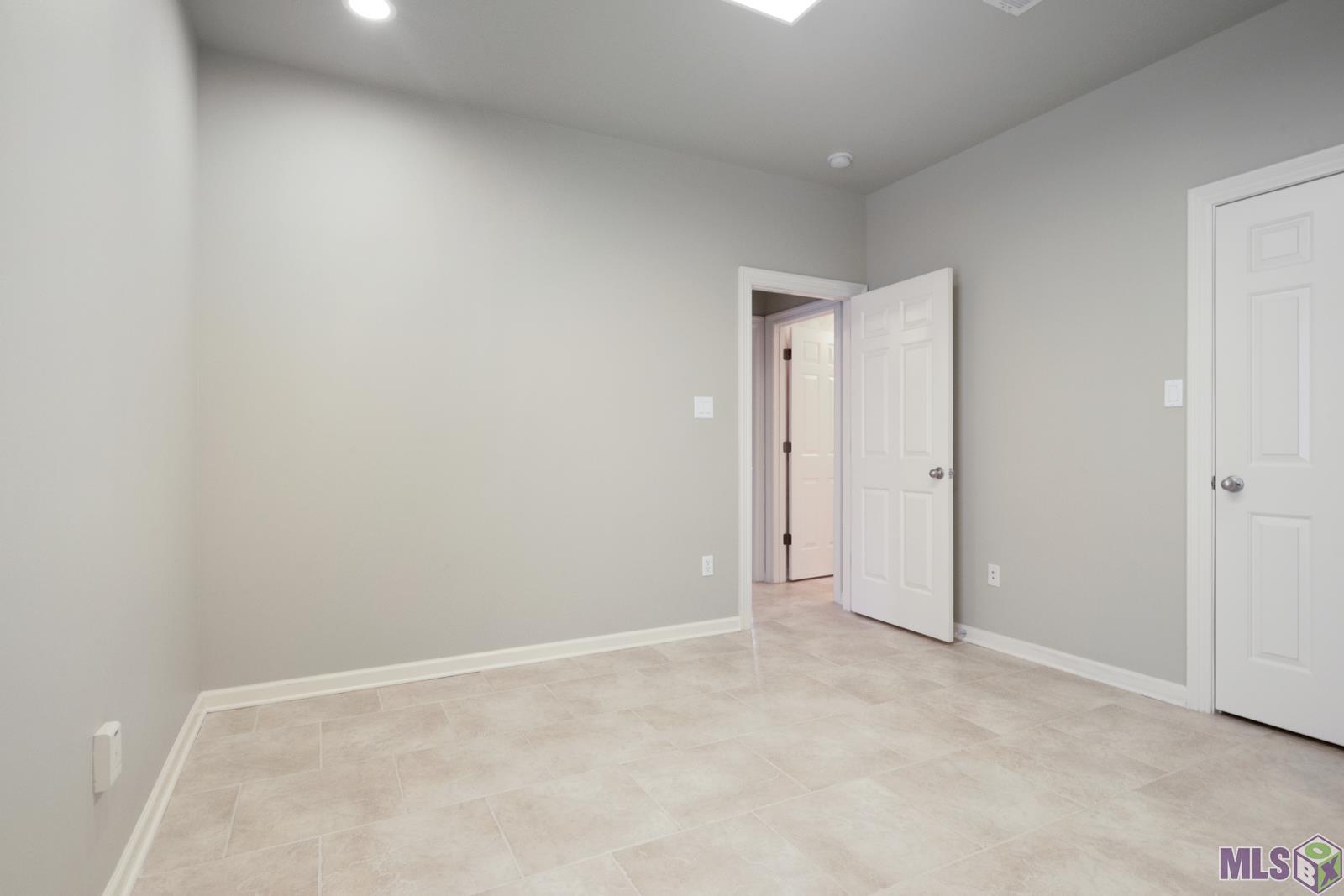 3333 Vintage Court Baton Rouge, LA 70809 - Photo 6 of 13