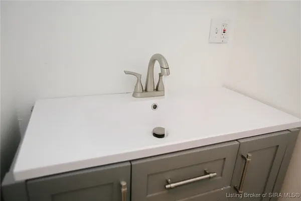 $180,000 | 1406 Chartres Street, New Albany, IN 47150